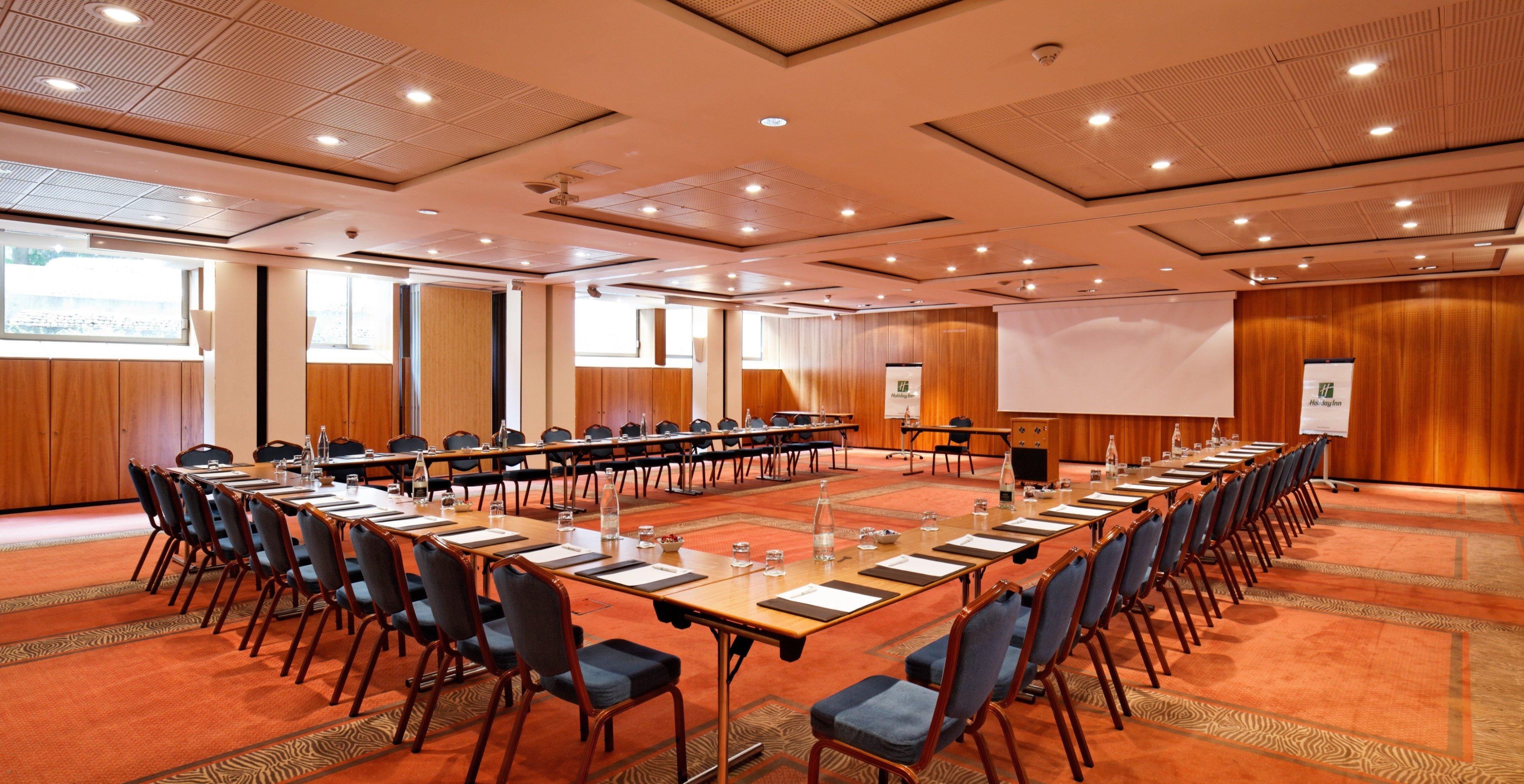 Doubletree By Hilton Paris Bougival Ξενοδοχείο Εξωτερικό φωτογραφία