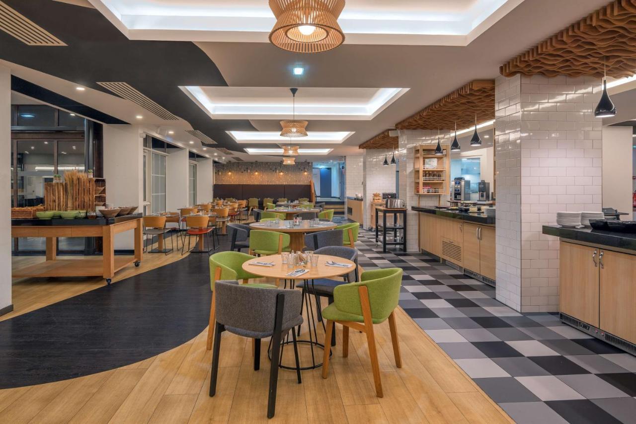 Doubletree By Hilton Paris Bougival Ξενοδοχείο Εξωτερικό φωτογραφία