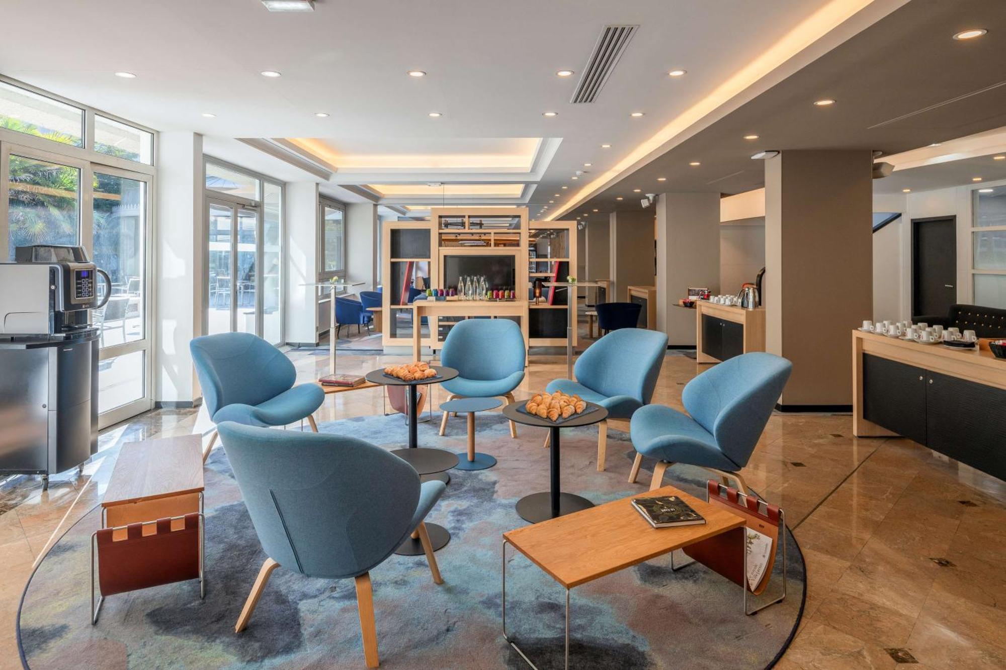 Doubletree By Hilton Paris Bougival Ξενοδοχείο Εξωτερικό φωτογραφία