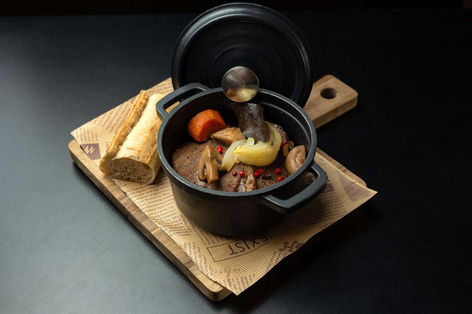 Doubletree By Hilton Paris Bougival Ξενοδοχείο Εξωτερικό φωτογραφία