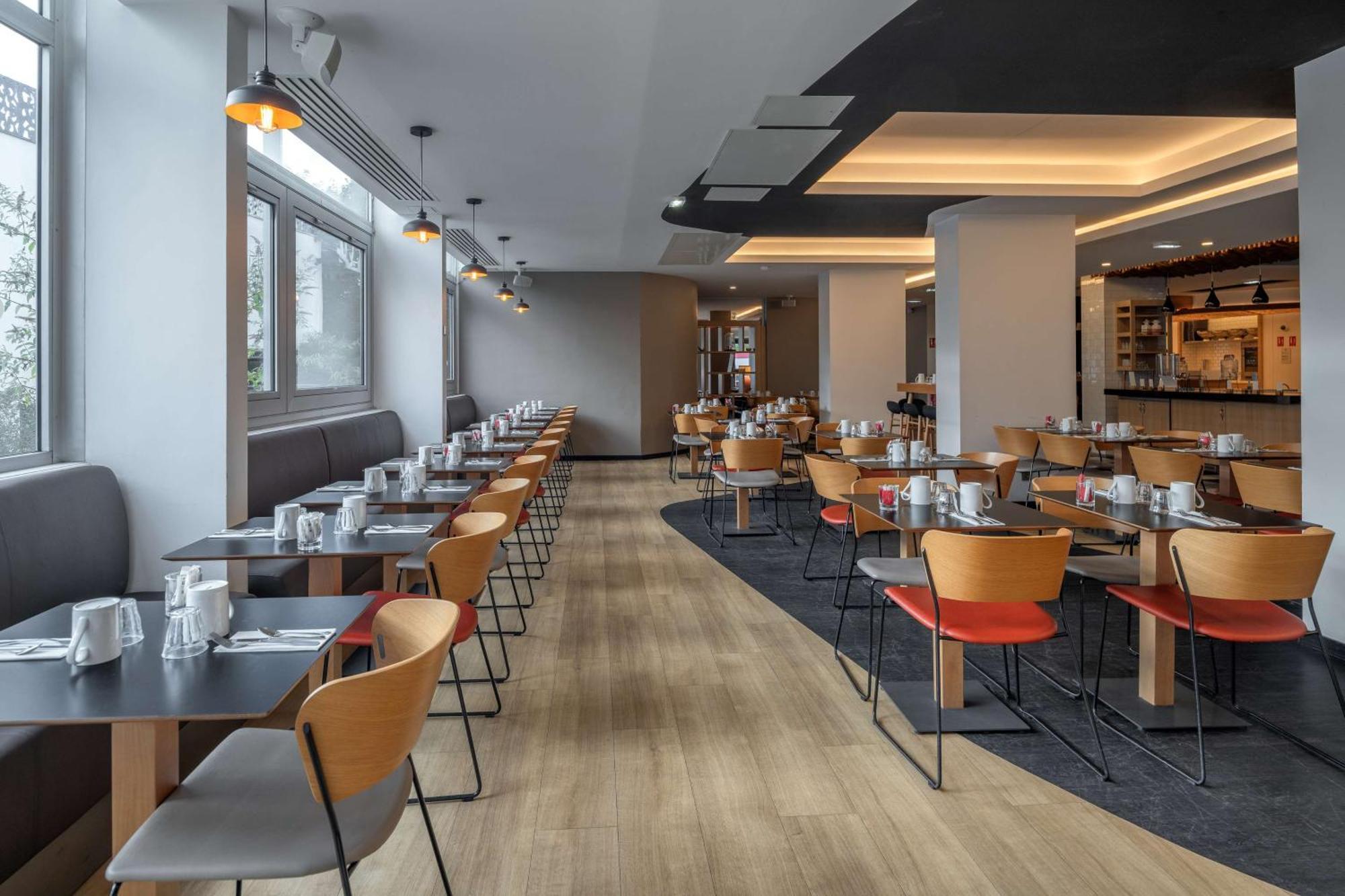 Doubletree By Hilton Paris Bougival Ξενοδοχείο Εξωτερικό φωτογραφία
